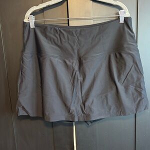 Santiny Black Skort